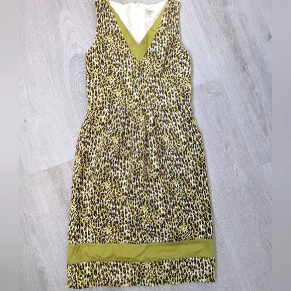 J.Crew Stylish Green Leopard Print Dress Size 4 - Picture 1 of 7
